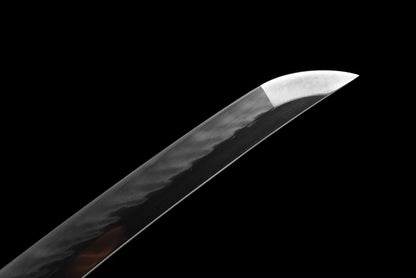 Tanto Yokohama – geschmiedete Klinge aus T10-Stahl im Detail