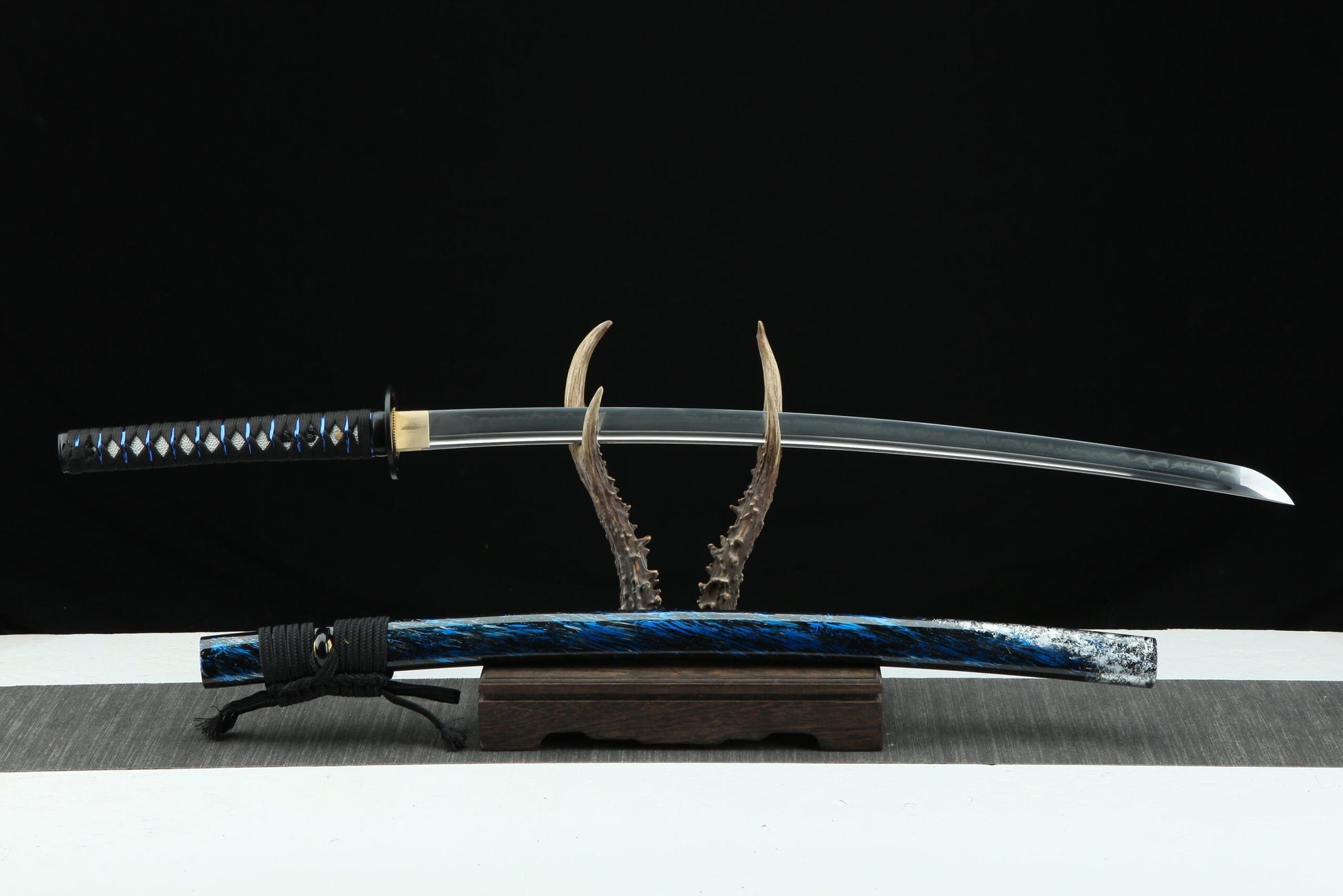 Tokyo Katana – Gesamtansicht
