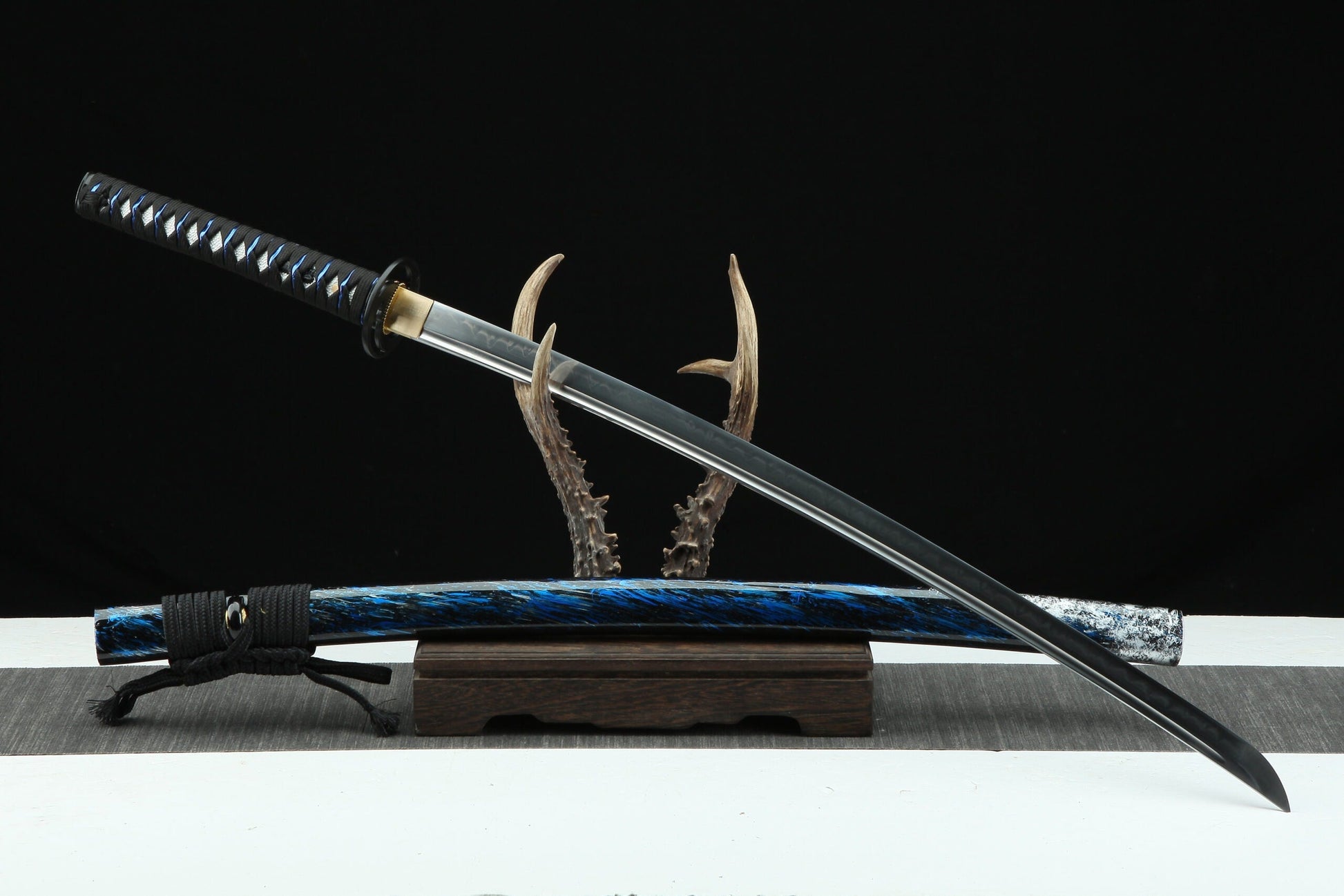 Tokyo Katana – Gesamtansicht