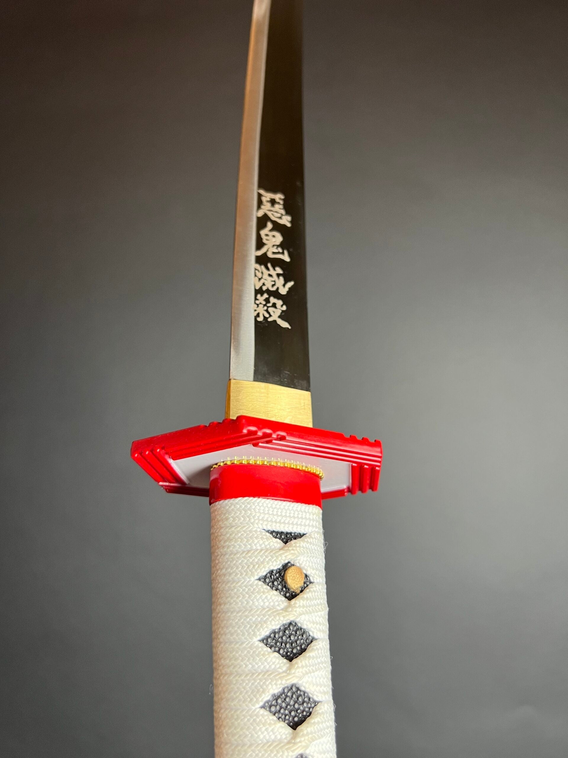 Giyu Tomioka Katana-Schwert – Saya-Detail