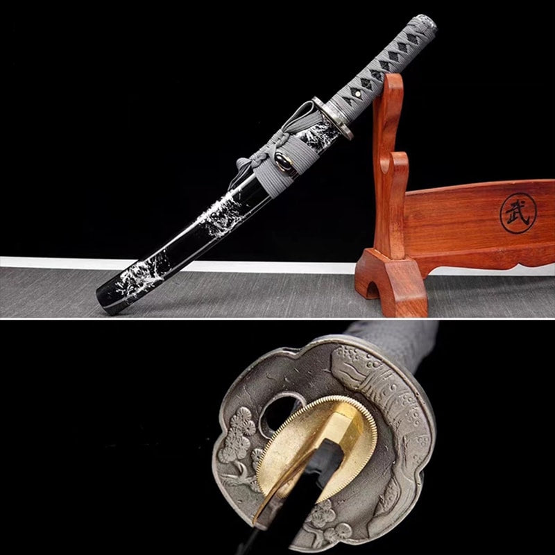 Tanto Sodegaura – japanisches Tanto-Messer mit blauer T10-Klinge und Saya